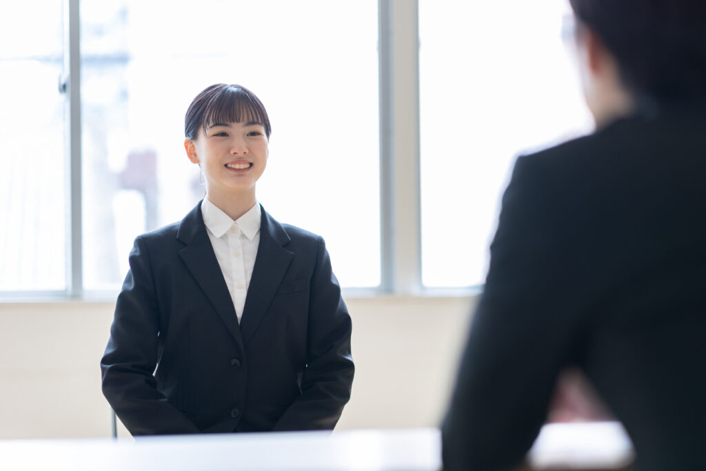 20代の転職回数は何回から多い？ 平均回数とケース別対策を解説